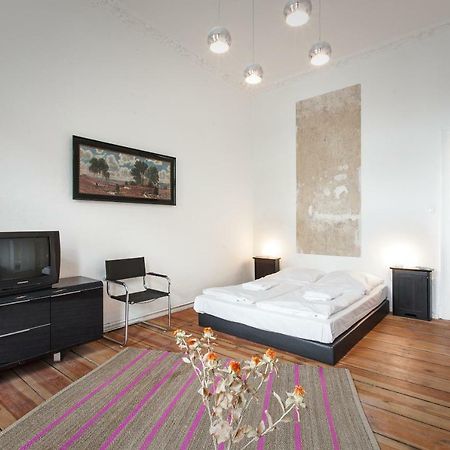 3 Bedroom Apartment Berlino Esterno foto