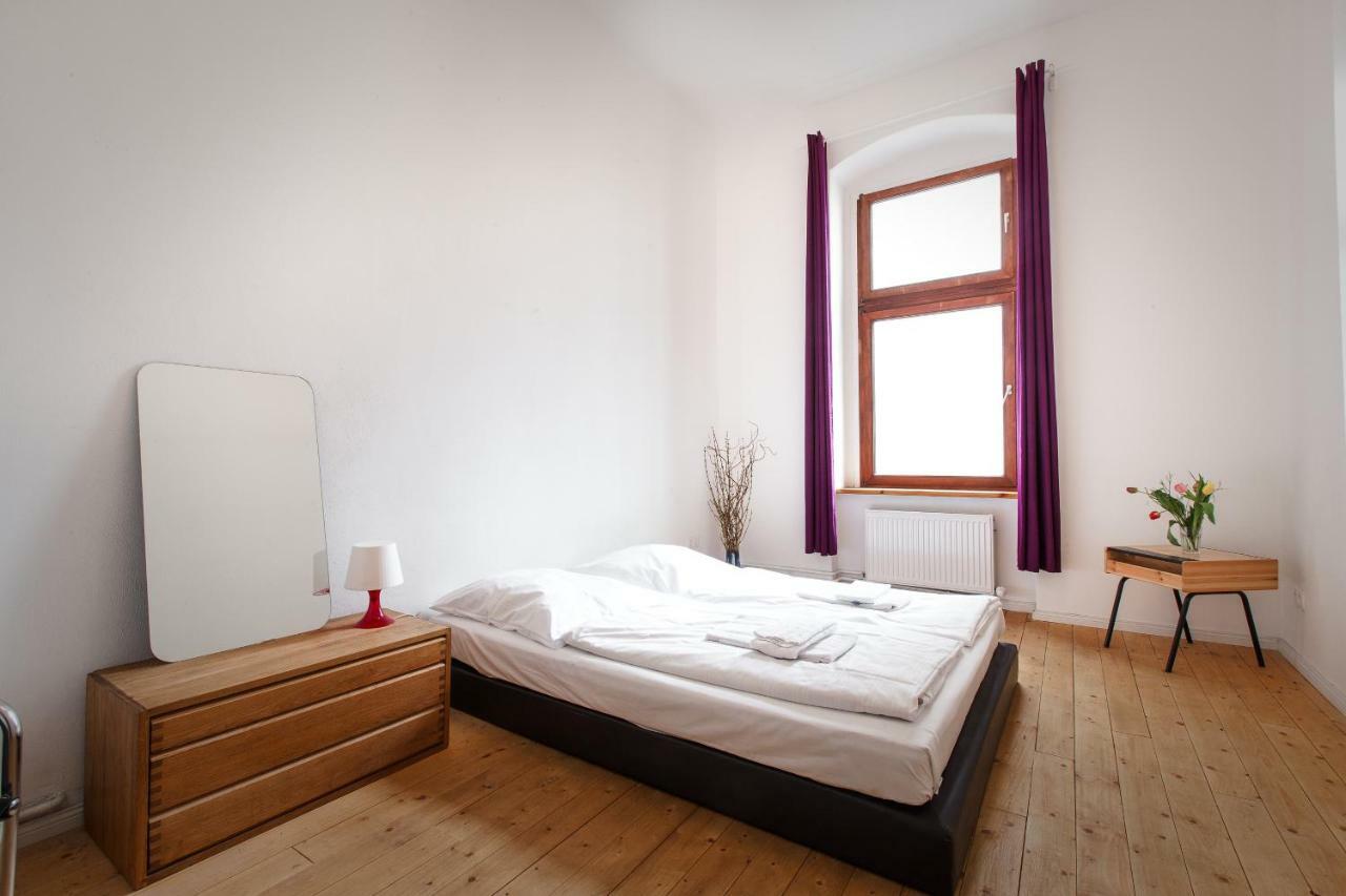 3 Bedroom Apartment Berlino Esterno foto