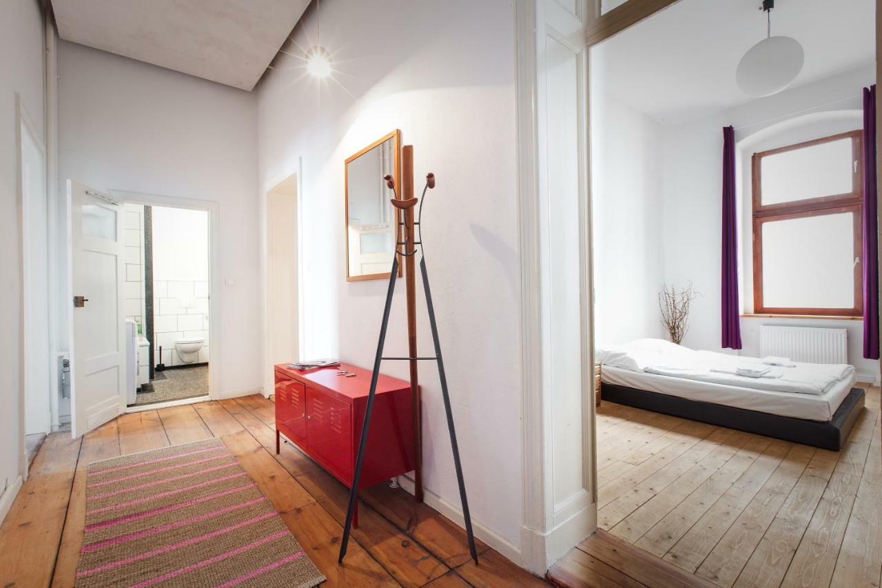 3 Bedroom Apartment Berlino Esterno foto